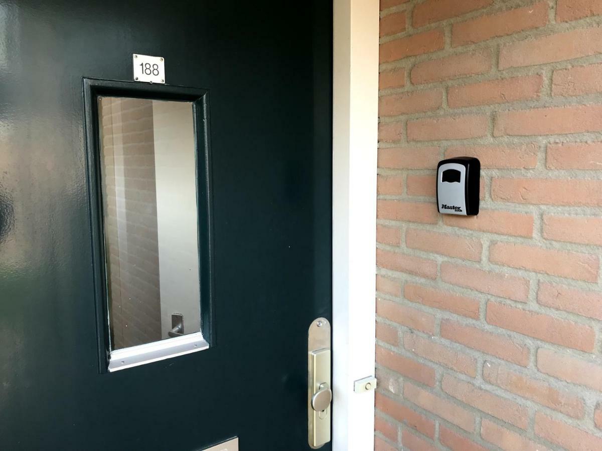 Kijkduinhuis Monster Bagian luar foto